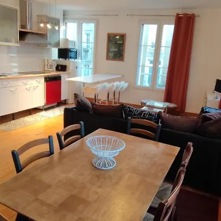 Double Gite, Duplex Et Chaleureuse Petite Maison *