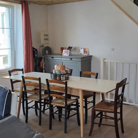 Double Gite, Duplex Et Chaleureuse Petite Maison *