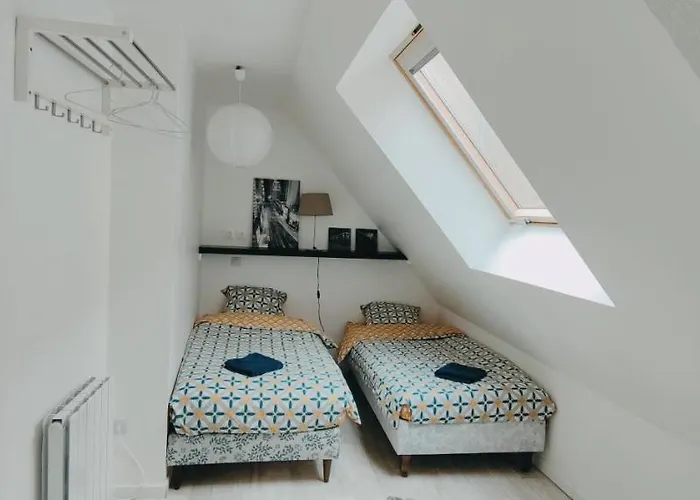 Double Gite, Duplex Et Chaleureuse Petite Maison Dom wakacyjny Beaumont-sur-Sarthe